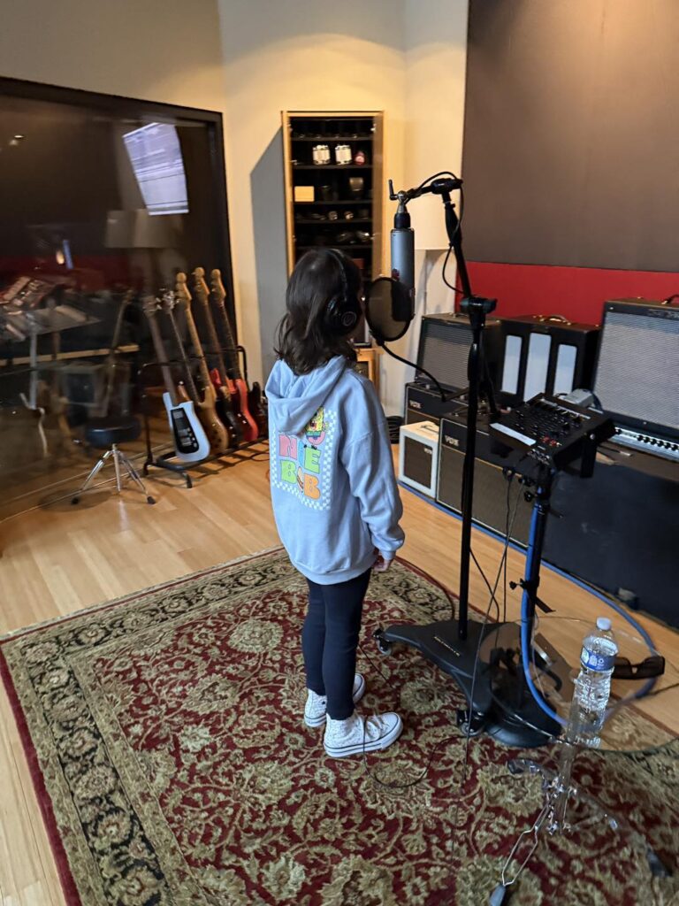 Smile Empty Soul Frontman Sean Danielsen Announces Daughter Norah’s Vocal Feature on Upcoming Single ‘The Pretend Machine’